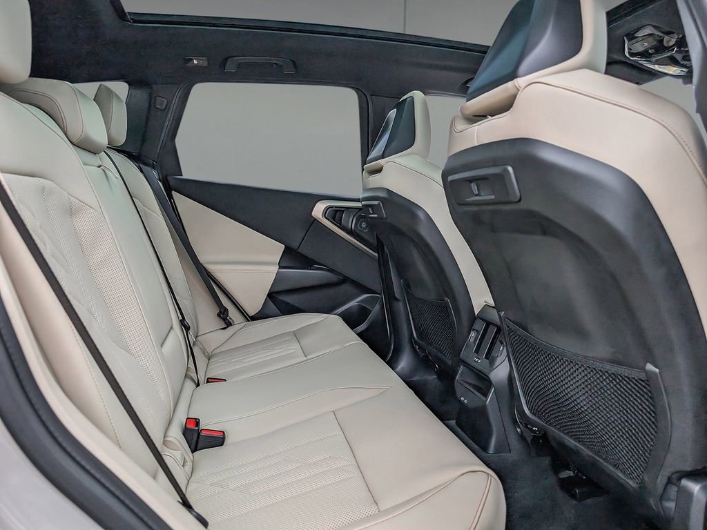 New 2025 BMW X3 xDrive30i w/ Premium Package image 17