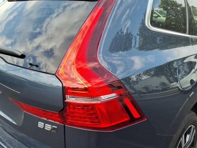 Used 2023 Volvo XC60 B5 Ultimate w/ Climate Package AWD/4WD image 14