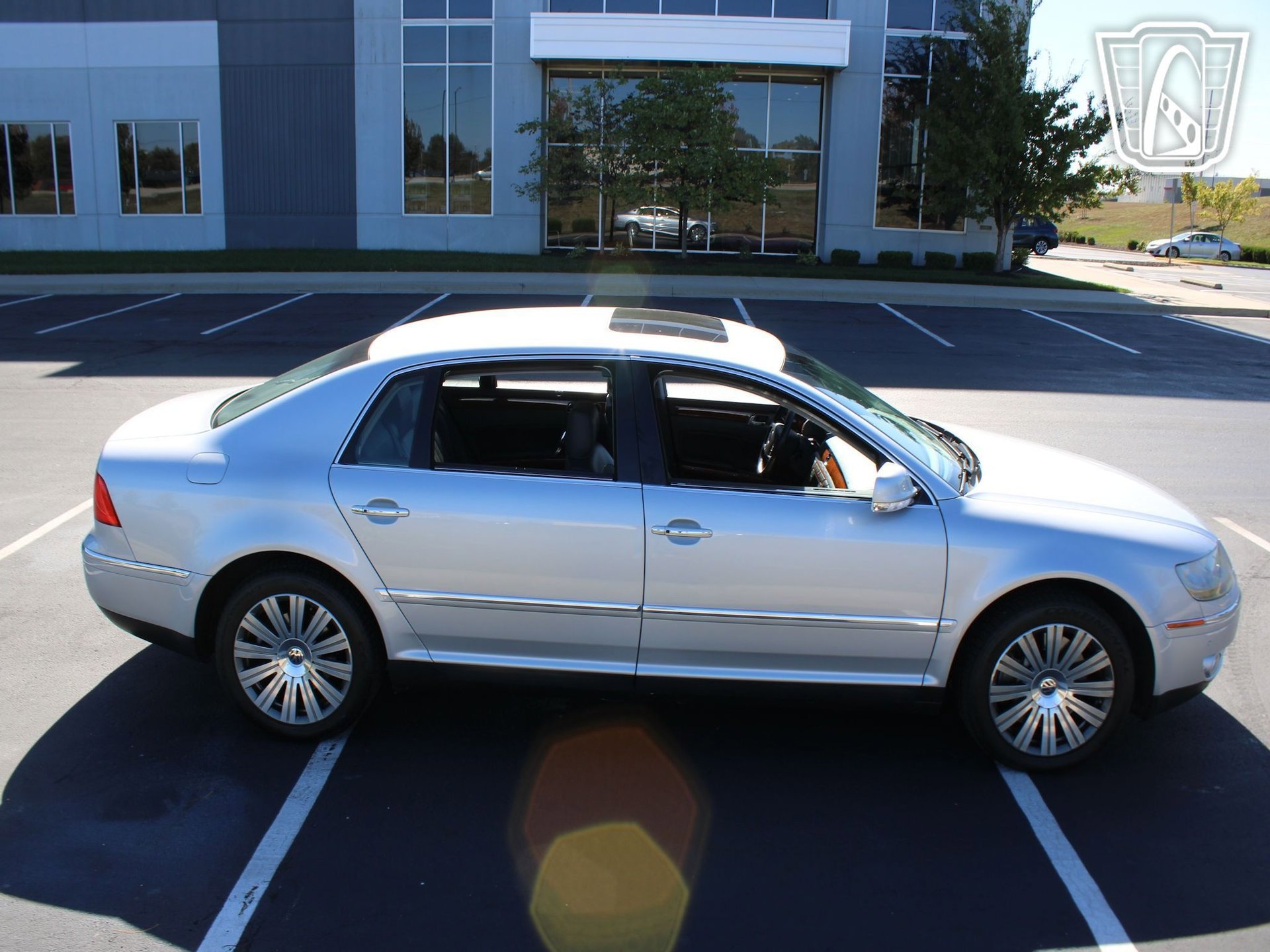 Used 2006 Volkswagen Phaeton V8 image 14