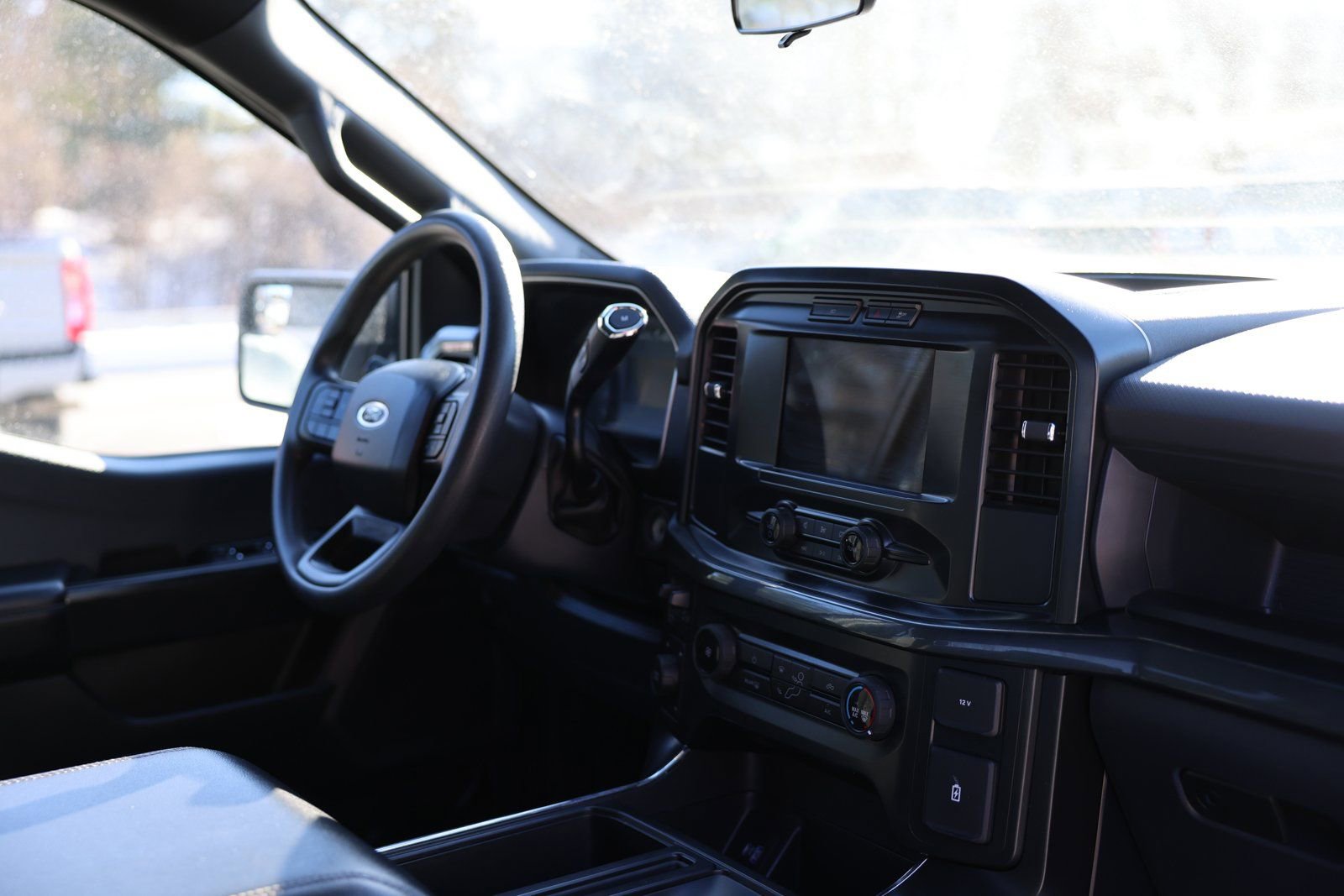 Certified 2022 Ford F150 XL w/ STX Appearance Package AWD/4WD image 10