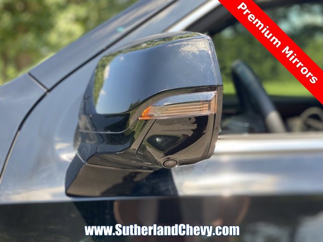 Certified 2025 GMC Yukon XL Denali w/ Sun & Power Step Package image 11