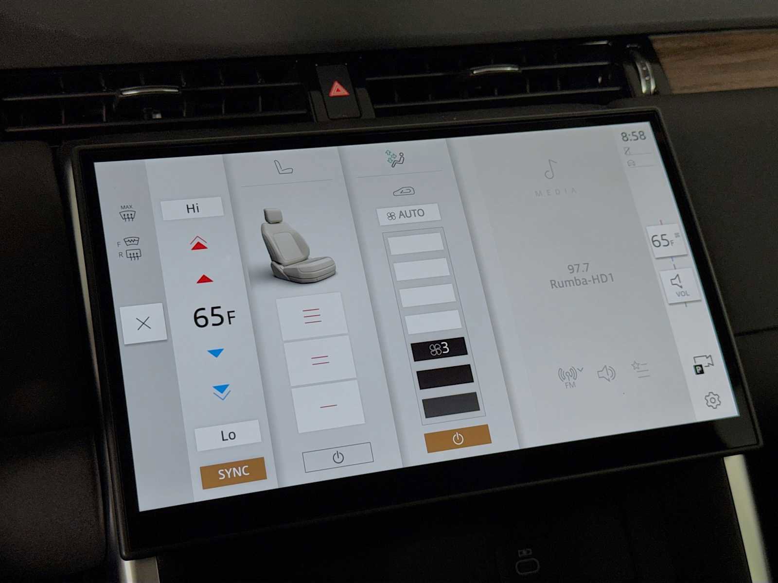 New 2025 Land Rover Discovery Sport S image 16