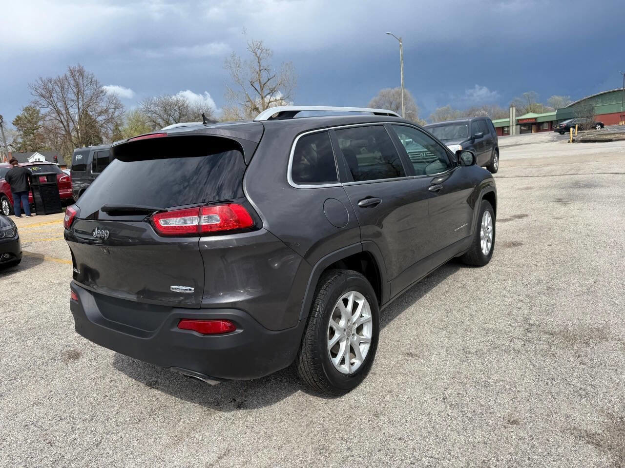 Used 2015 Jeep Cherokee Latitude w/ Comfort/Convenience Group image 7