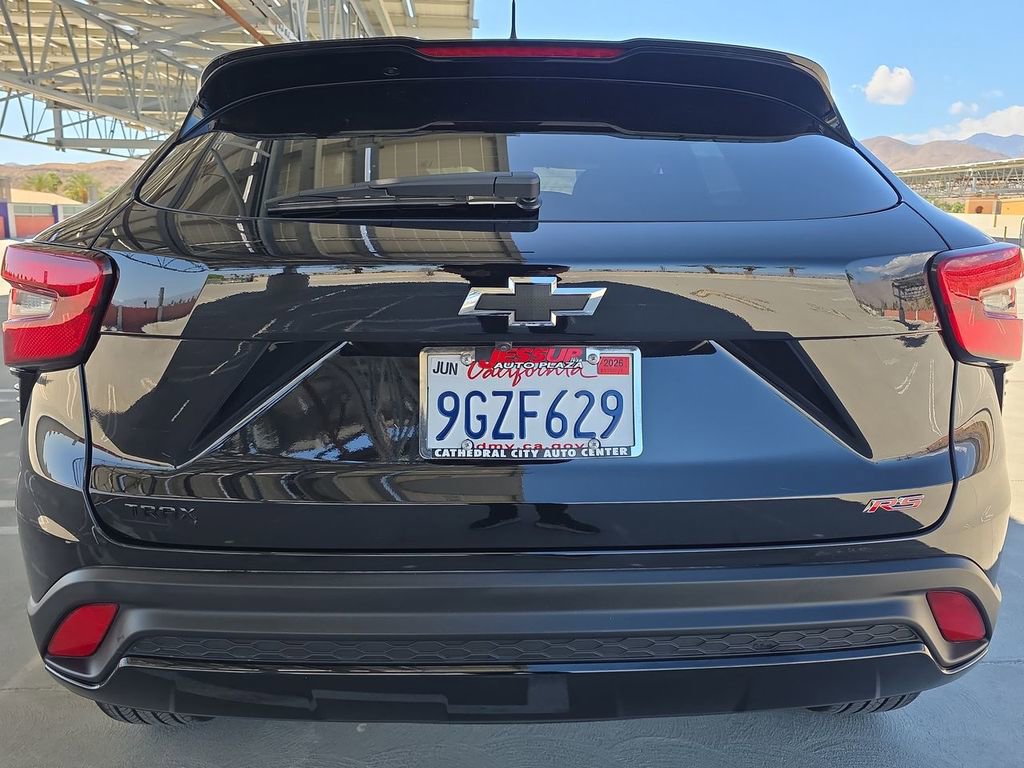 Used 2024 Chevrolet Trax RS w/ Driver Confidence Package image 33