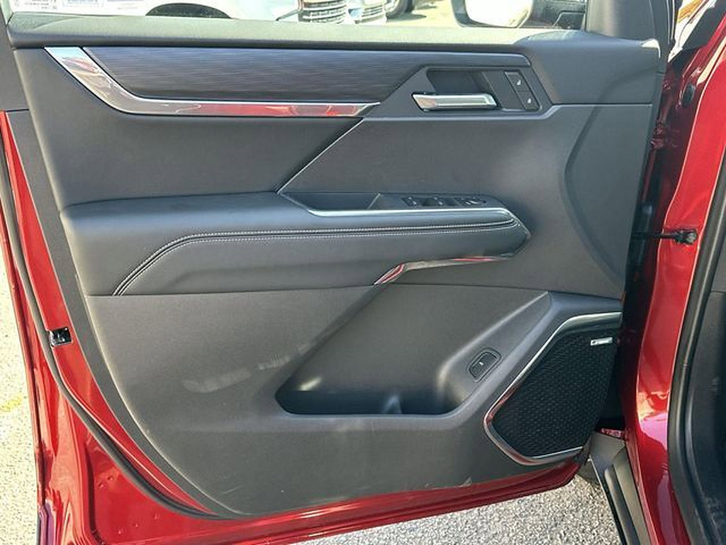 New 2025 GMC Acadia Elevation FWD image 19