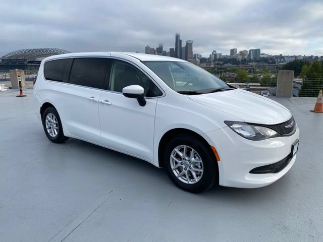 Used 2022 Chrysler Voyager LX