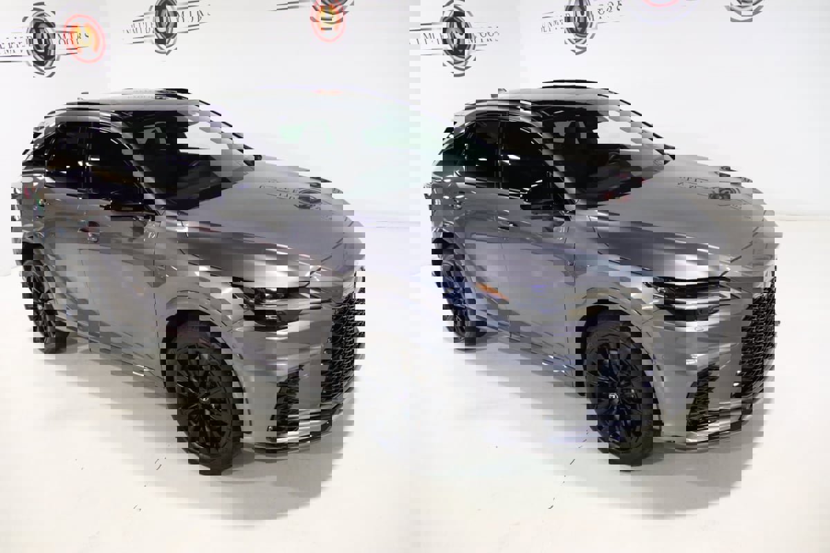 Used 2023 Lexus RX 500h F Sport image 10