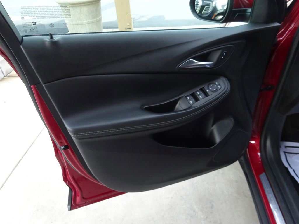 Certified 2021 Buick Encore GX Select image 26