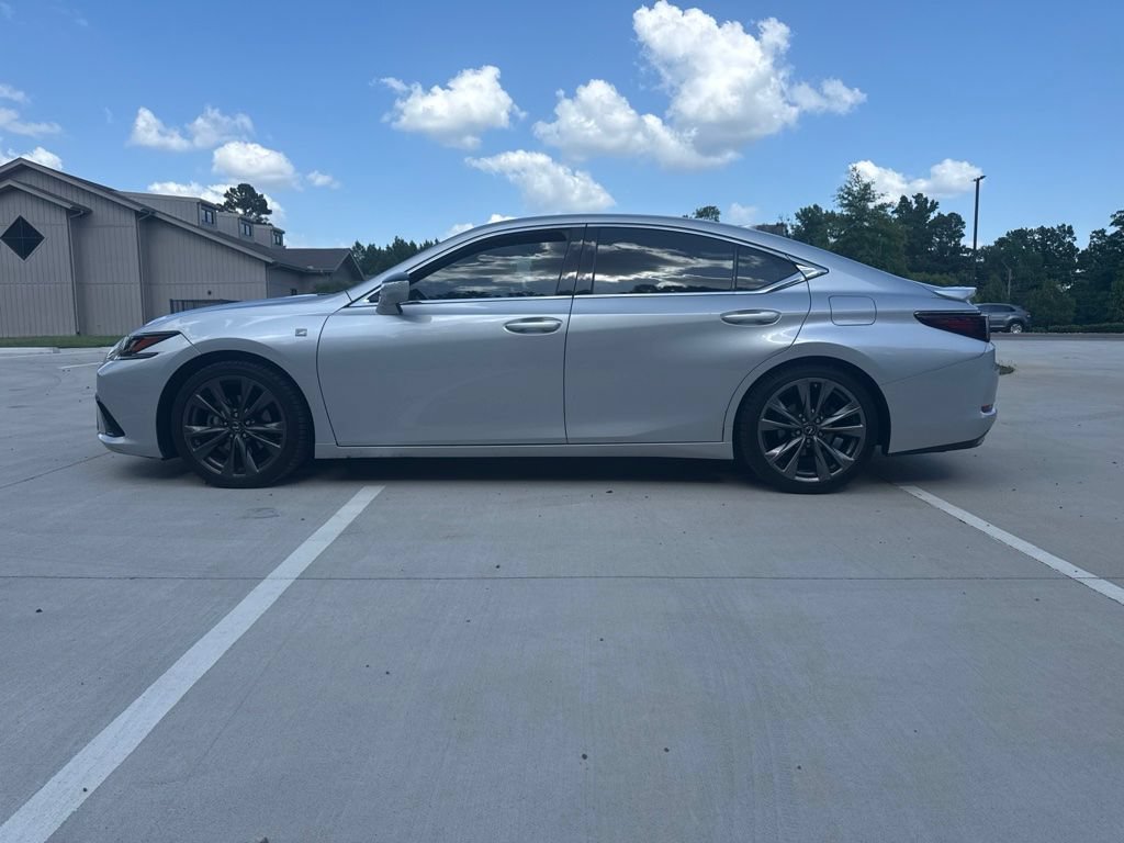 Used 2020 Lexus ES 350 F Sport w/ Accessory Package 2 FWD image 5