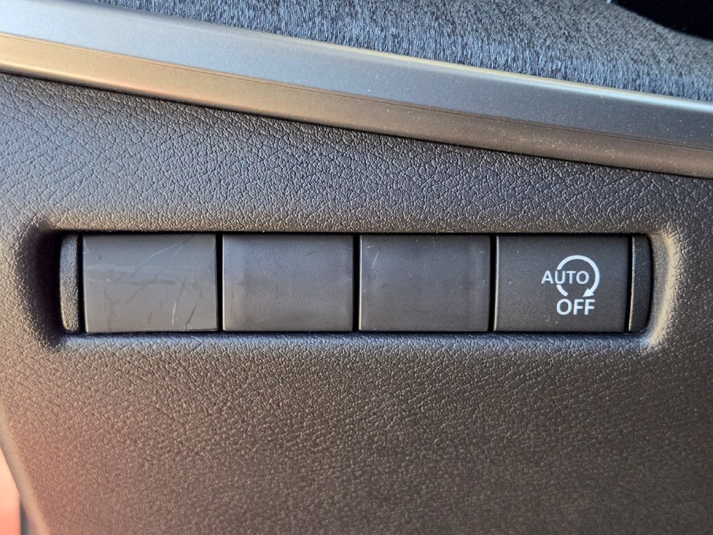 New 2027 Nissan Kicks SV FWD image 33