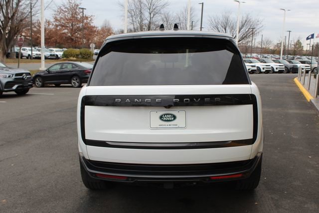 Used 2025 Land Rover Range Rover SE image 7