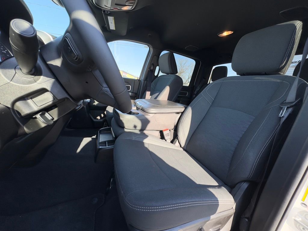 Used 2025 RAM 2500 Big Horn AWD/4WD image 14