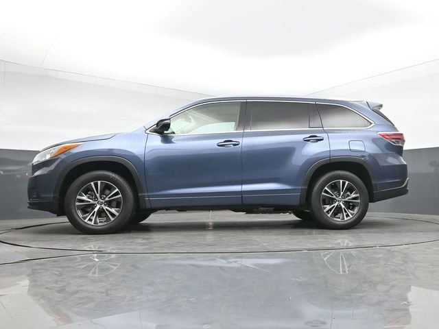 Used 2016 Toyota Highlander XLE FWD image 14