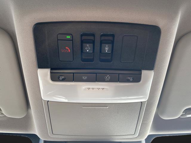 Used 2023 Nissan Rogue SL image 25