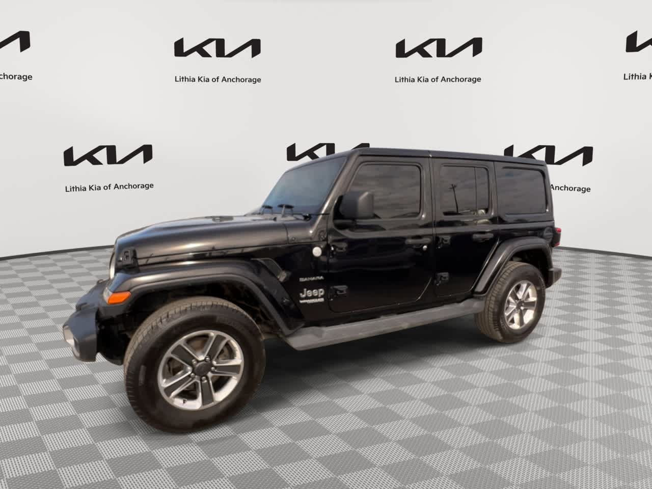 Used 2020 Jeep Wrangler Unlimited Sahara AWD/4WD image 6