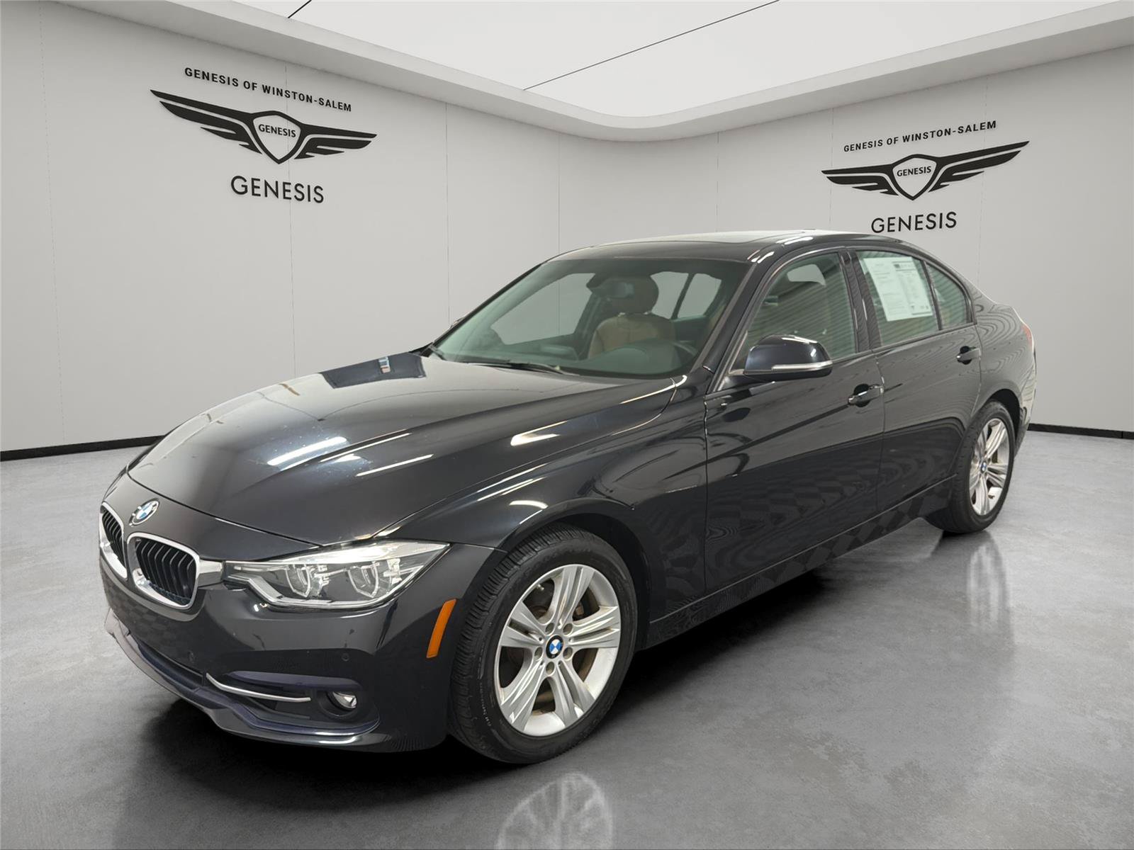 Used 2016 BMW 328i Sedan RWD image 1