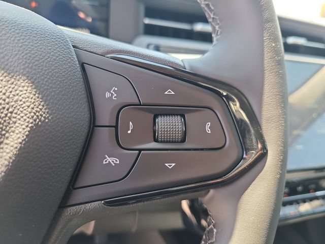 New 2027 Chevrolet Bolt LT w/ Comfort Package FWD image 24