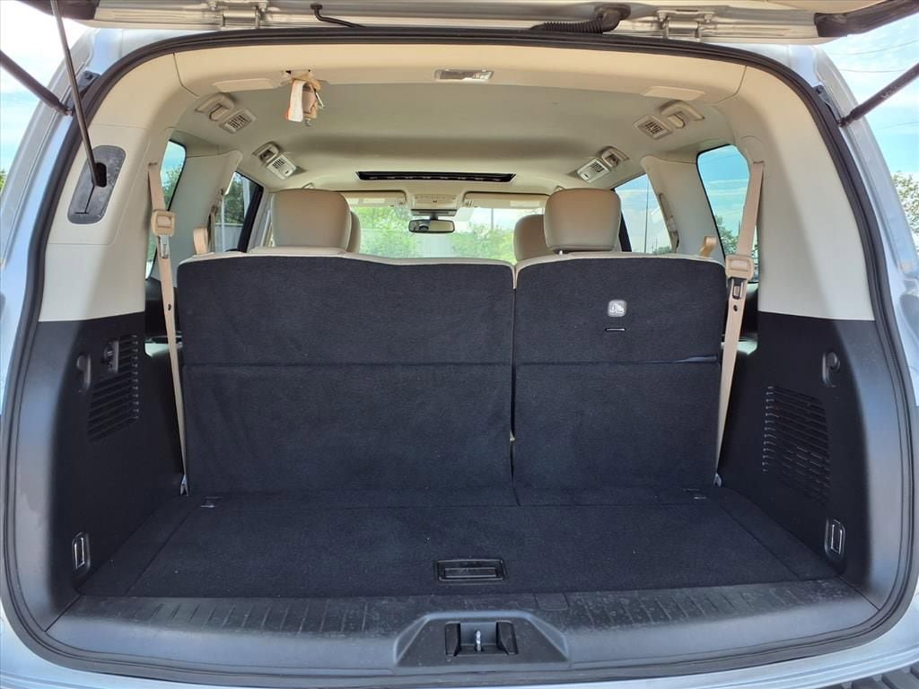 Used 2022 Nissan Armada SL w/ Captain's Chairs Package RWD image 13