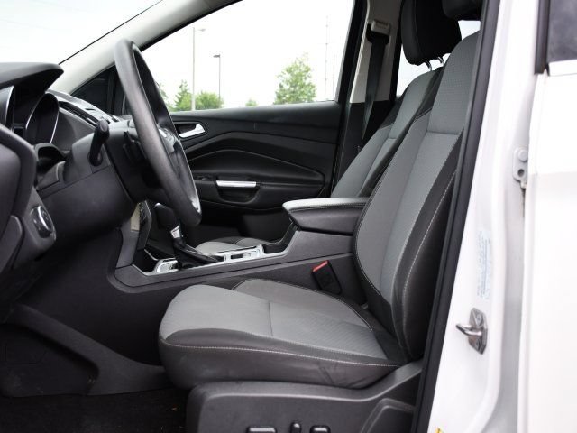 Used 2017 Ford Escape SE AWD/4WD image 15