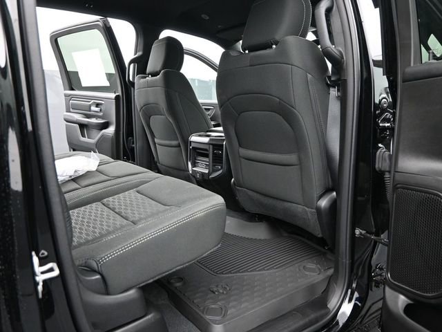 New 2026 RAM 1500 4x4 Crew Cab image 16