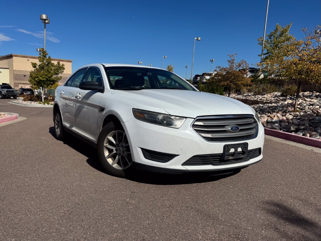 Used 2014 Ford Taurus SE FWD 360° Tour