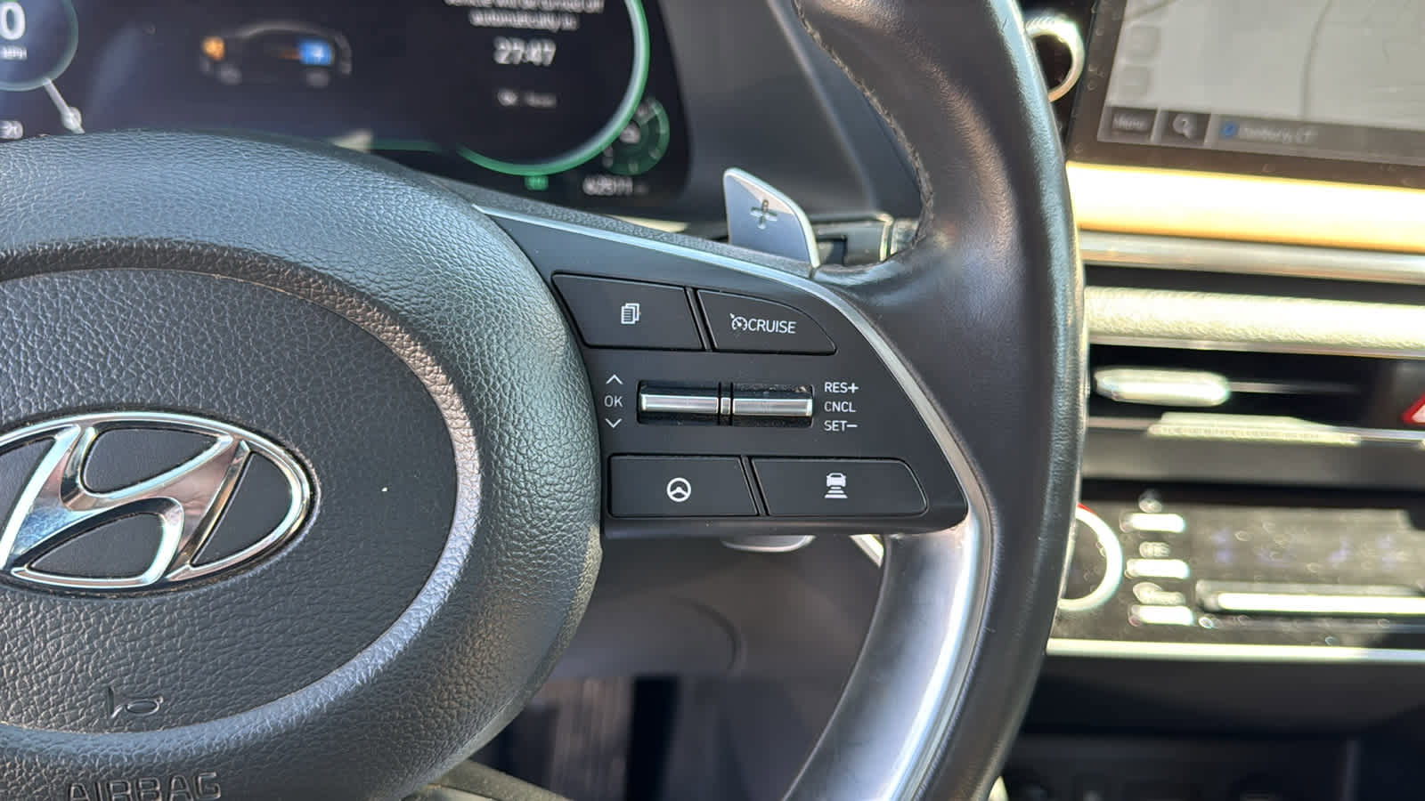 Used 2021 Hyundai Sonata Limited image 16