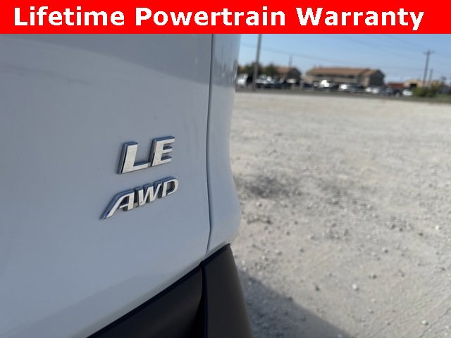 Used 2025 Toyota RAV4 LE image 8