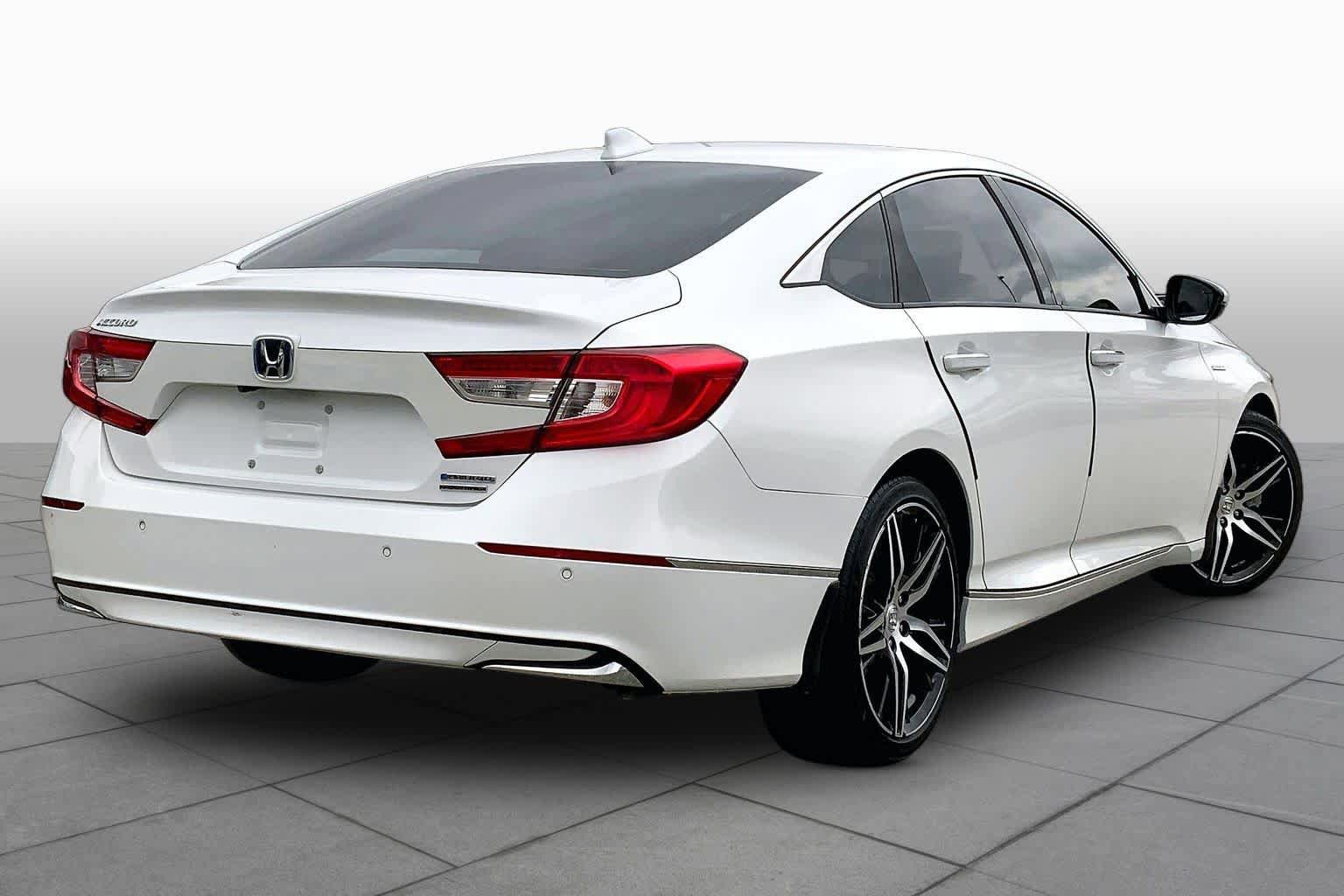 Used 2021 Honda Accord Touring image 13