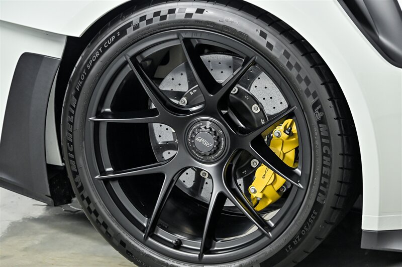 Used 2024 Porsche 911 GT3 RS RWD image 13
