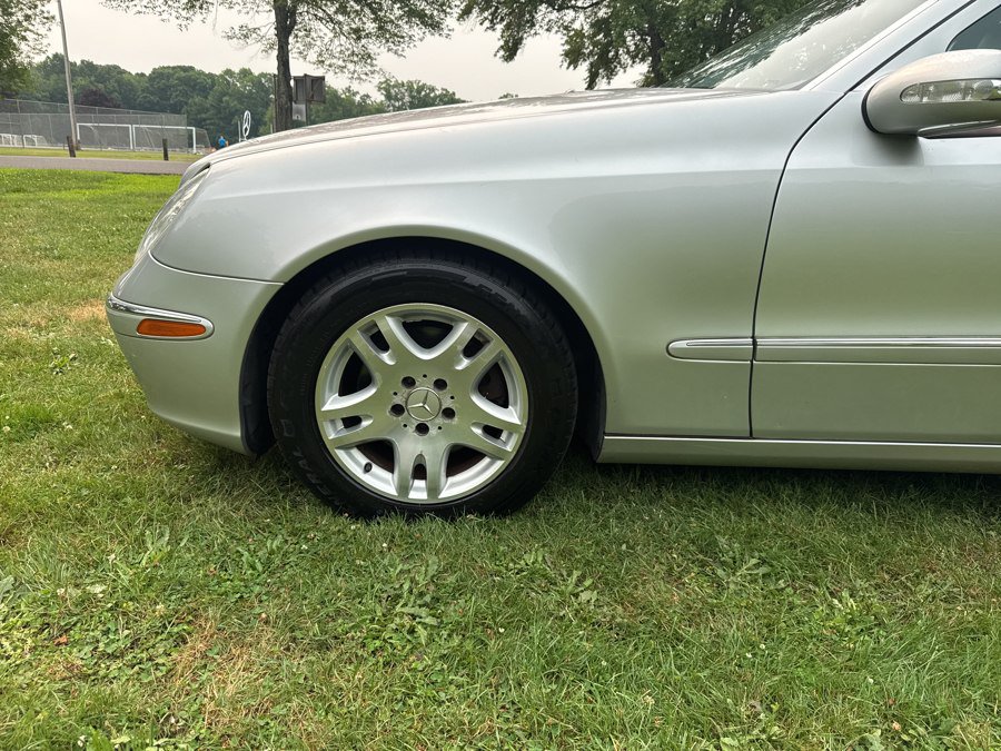 Used 2004 Mercedes-Benz E 320 4MATIC Sedan image 40