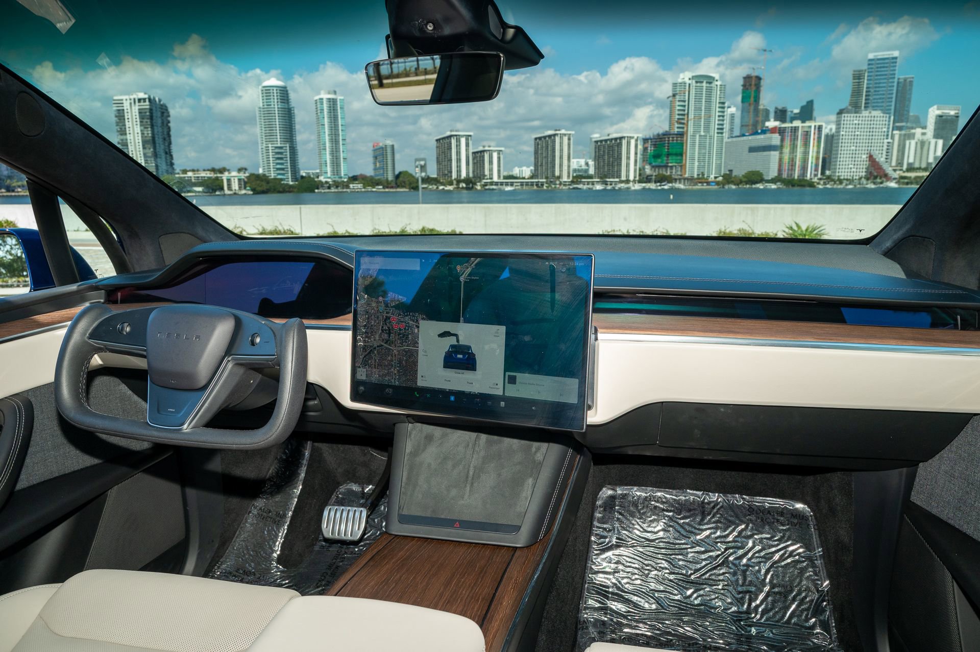 Used 2022 Tesla Model X Long Range image 10