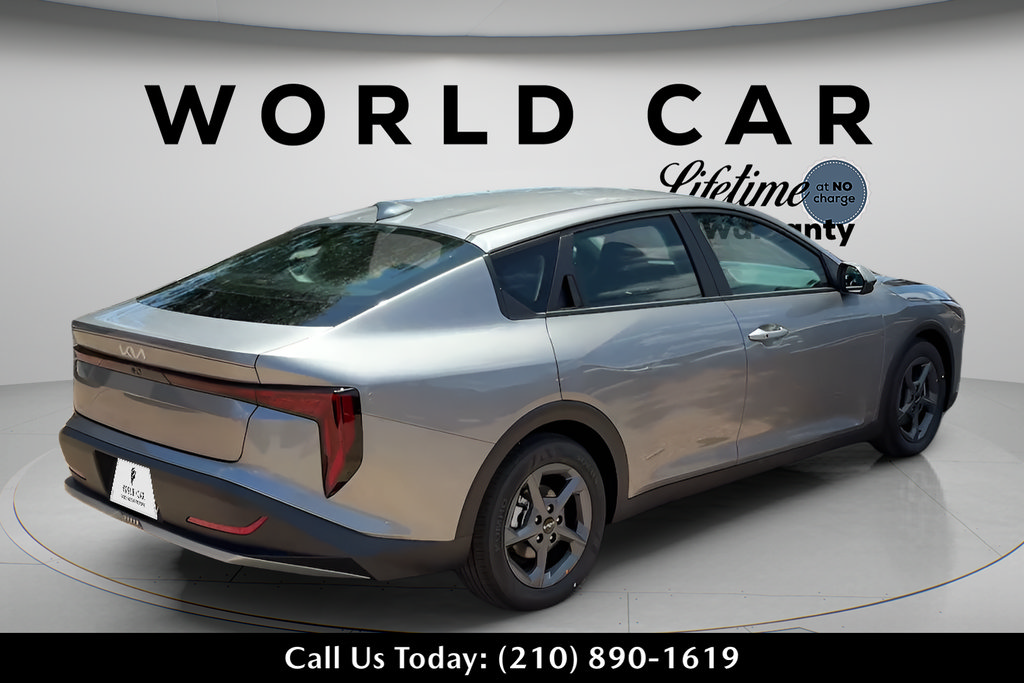 New 2026 Kia K4 FWD image 6