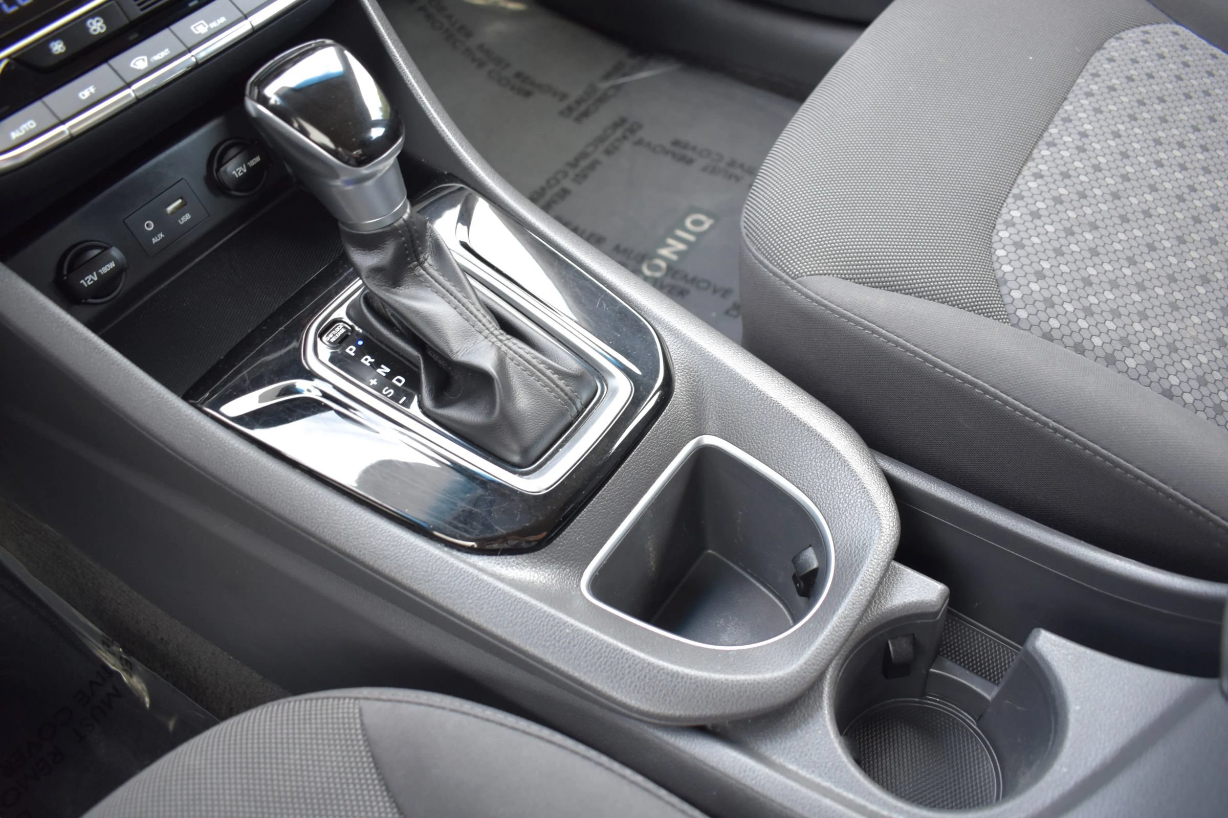 Used 2019 Hyundai Ioniq Blue FWD image 23