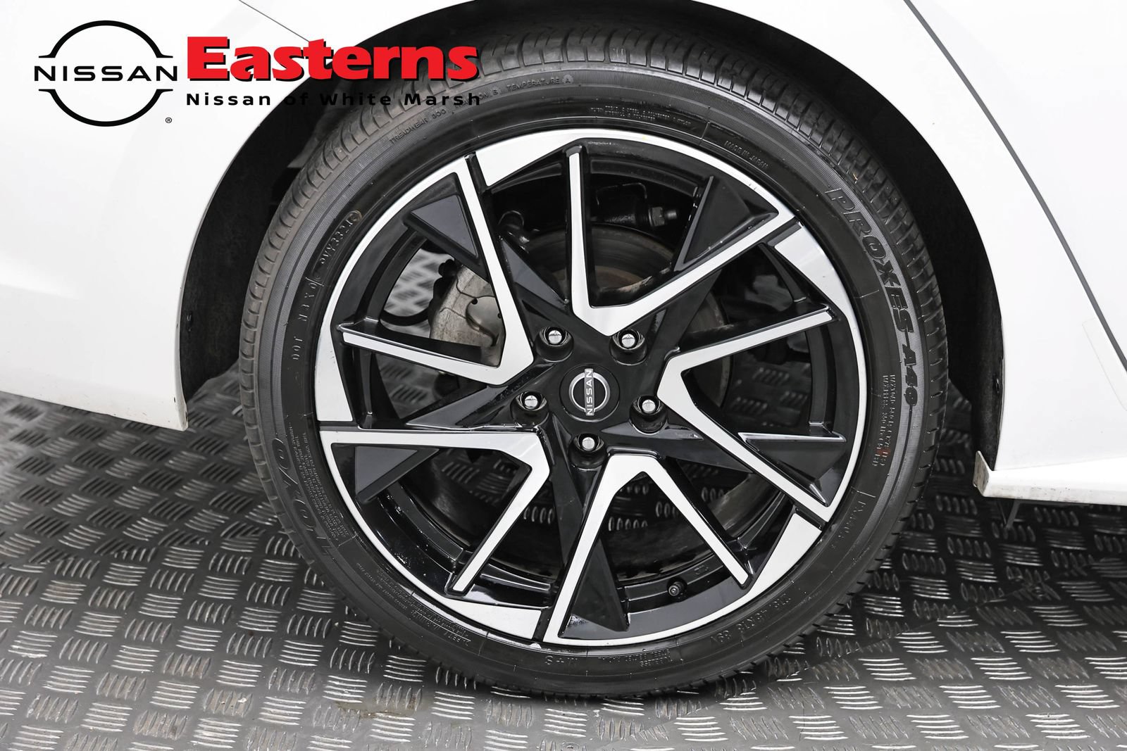 Used 2024 Nissan Sentra SR w/ SR Premium Package FWD image 30