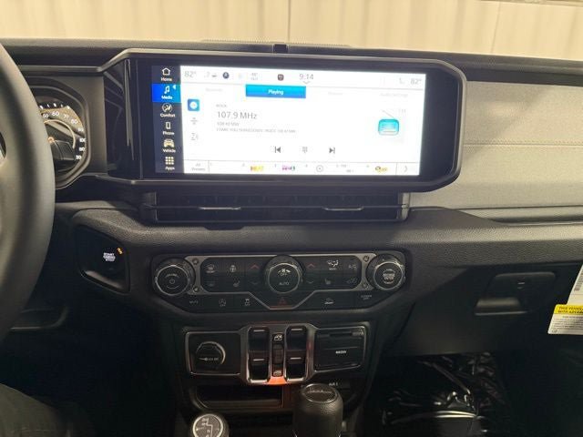 New 2026 Jeep Gladiator Sport AWD/4WD image 17