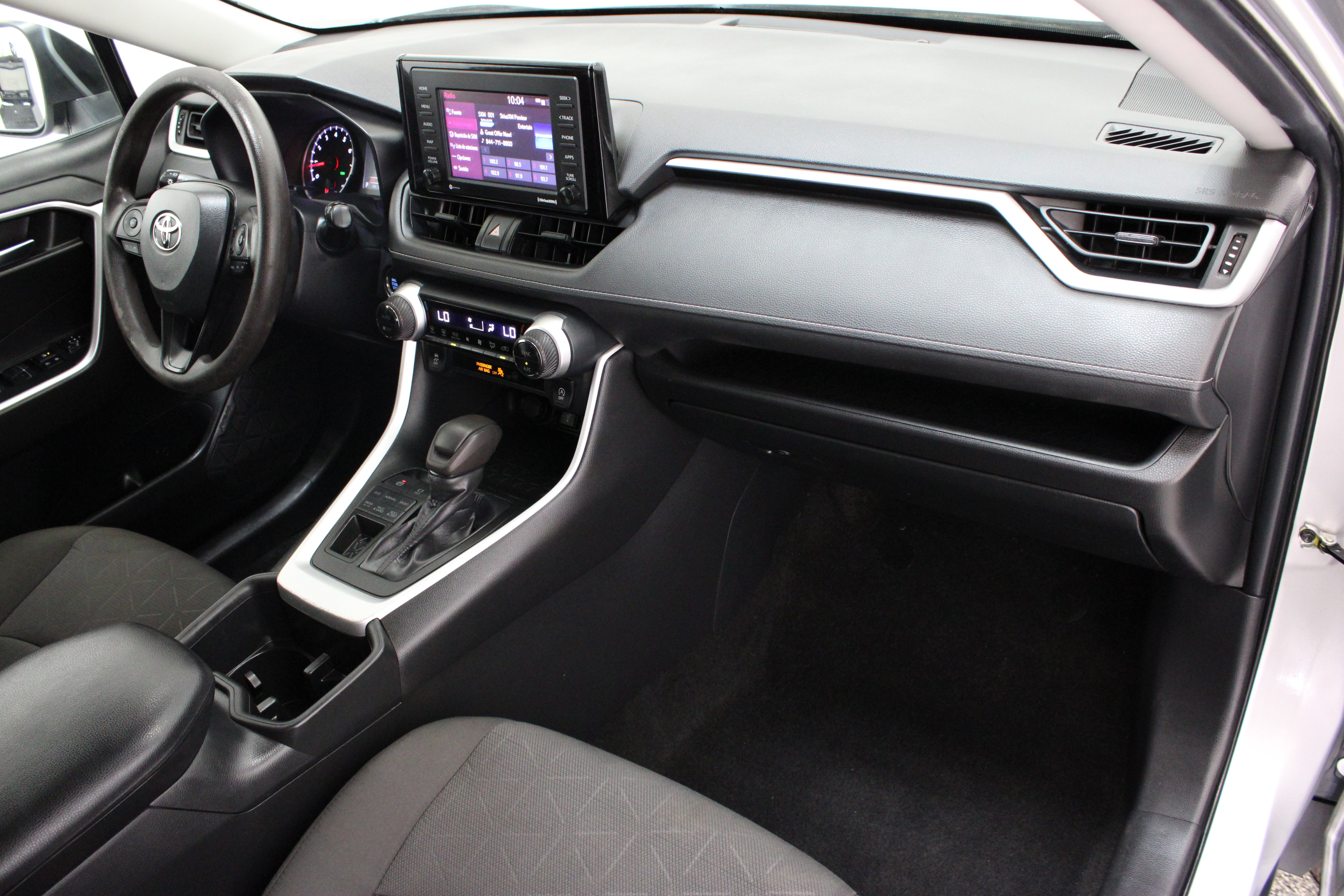 Used 2022 Toyota RAV4 XLE AWD/4WD image 34