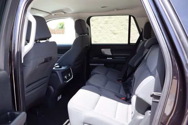 Used 2025 Ford Expedition Max Active AWD/4WD image 10