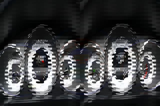 Used 2015 Mercedes-Benz E 350 4MATIC w/ Parking Assist Package image 21