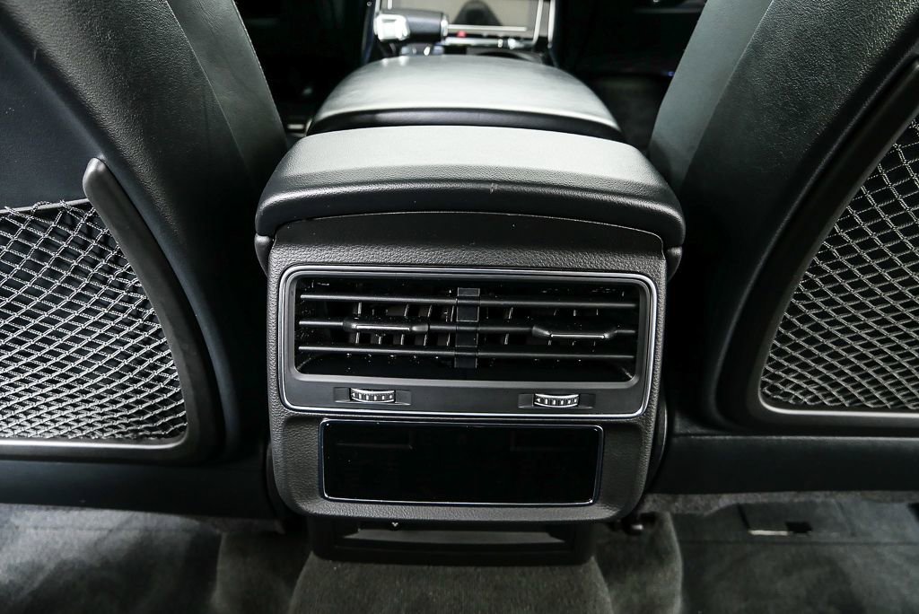 Used 2023 Audi SQ8 Prestige image 20
