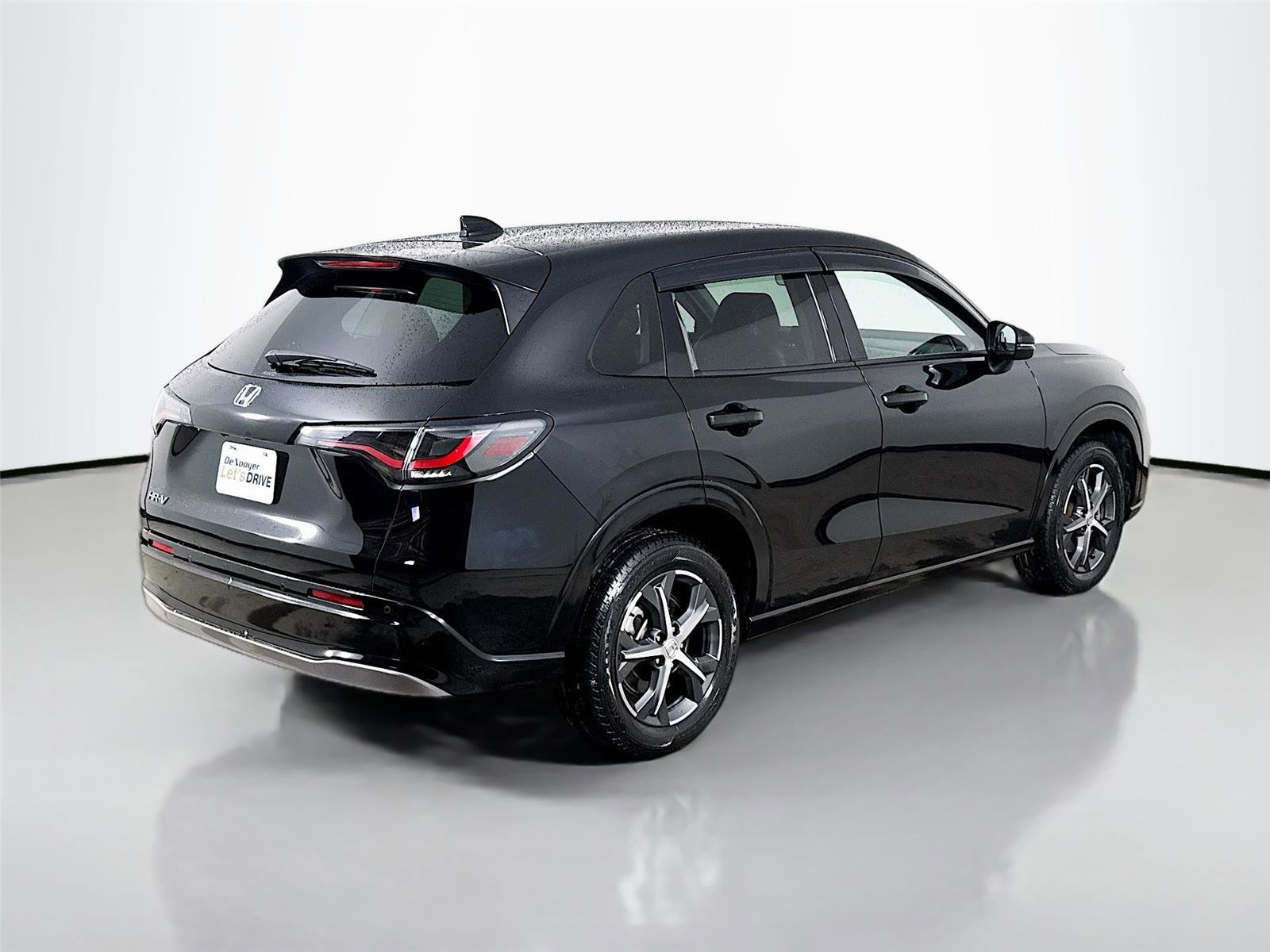 Used 2023 Honda HR-V EX-L image 8