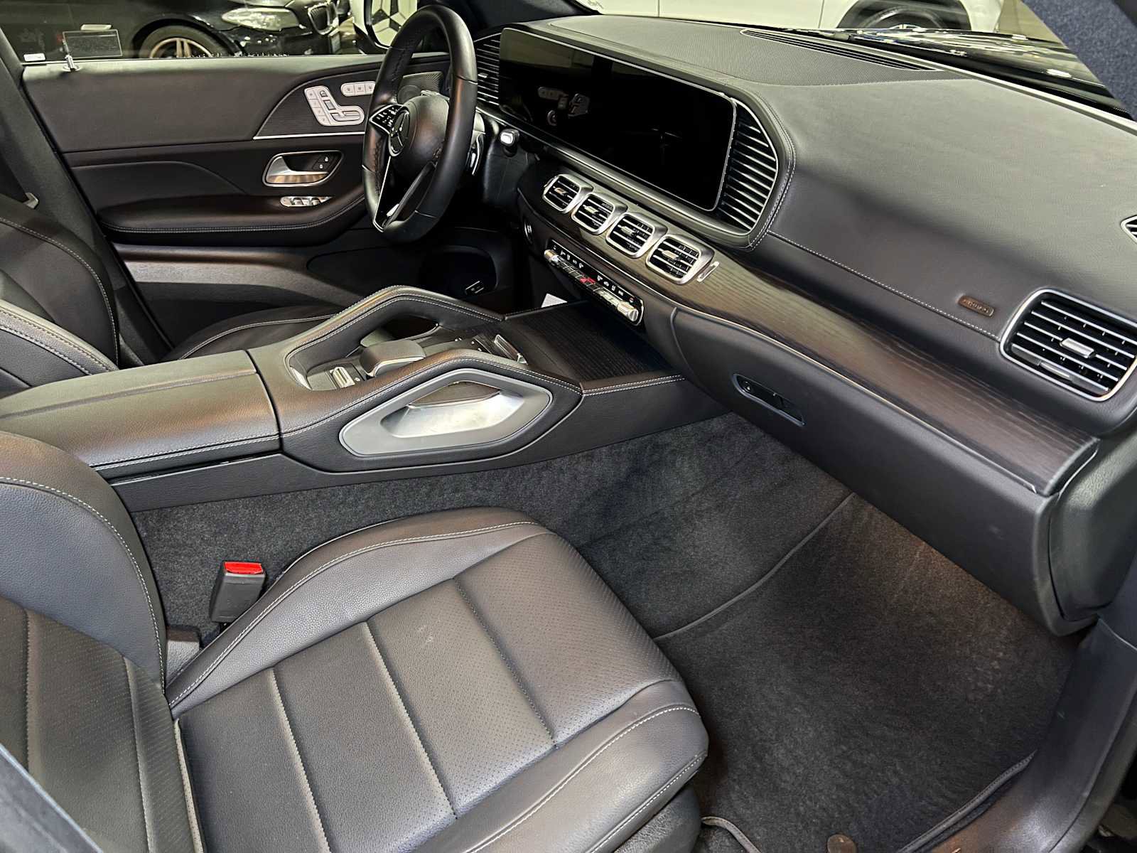 Certified 2025 Mercedes-Benz GLS 450 GLS 450 image 11