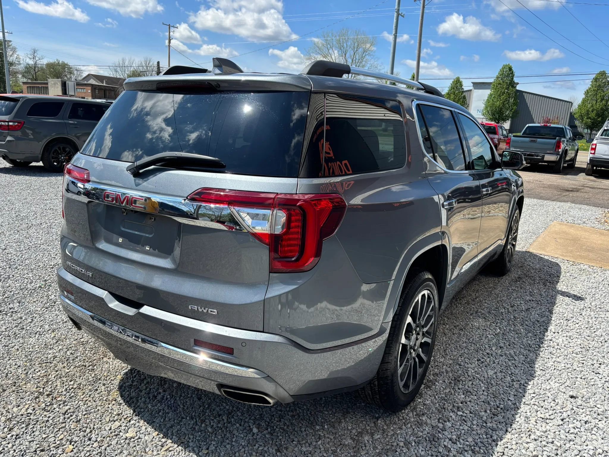 Used 2020 GMC Acadia Denali w/ Denali Ultimate Package AWD/4WD image 6