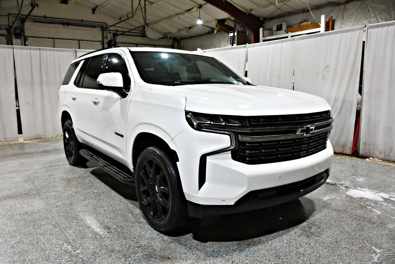 Used 2022 Chevrolet Tahoe RST w/ Luxury Package AWD/4WD image 3