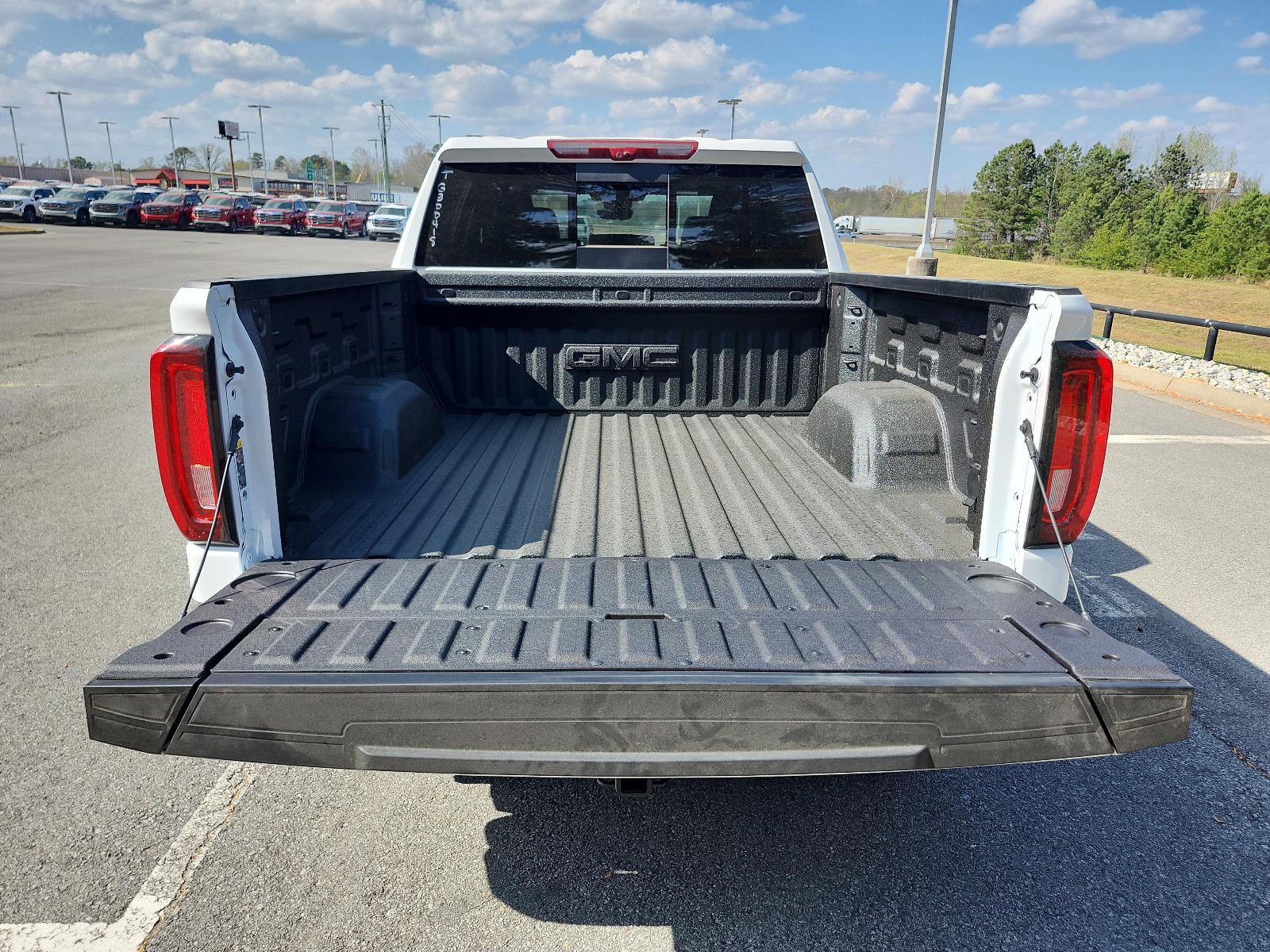 New 2026 GMC Sierra 1500 AT4 image 7