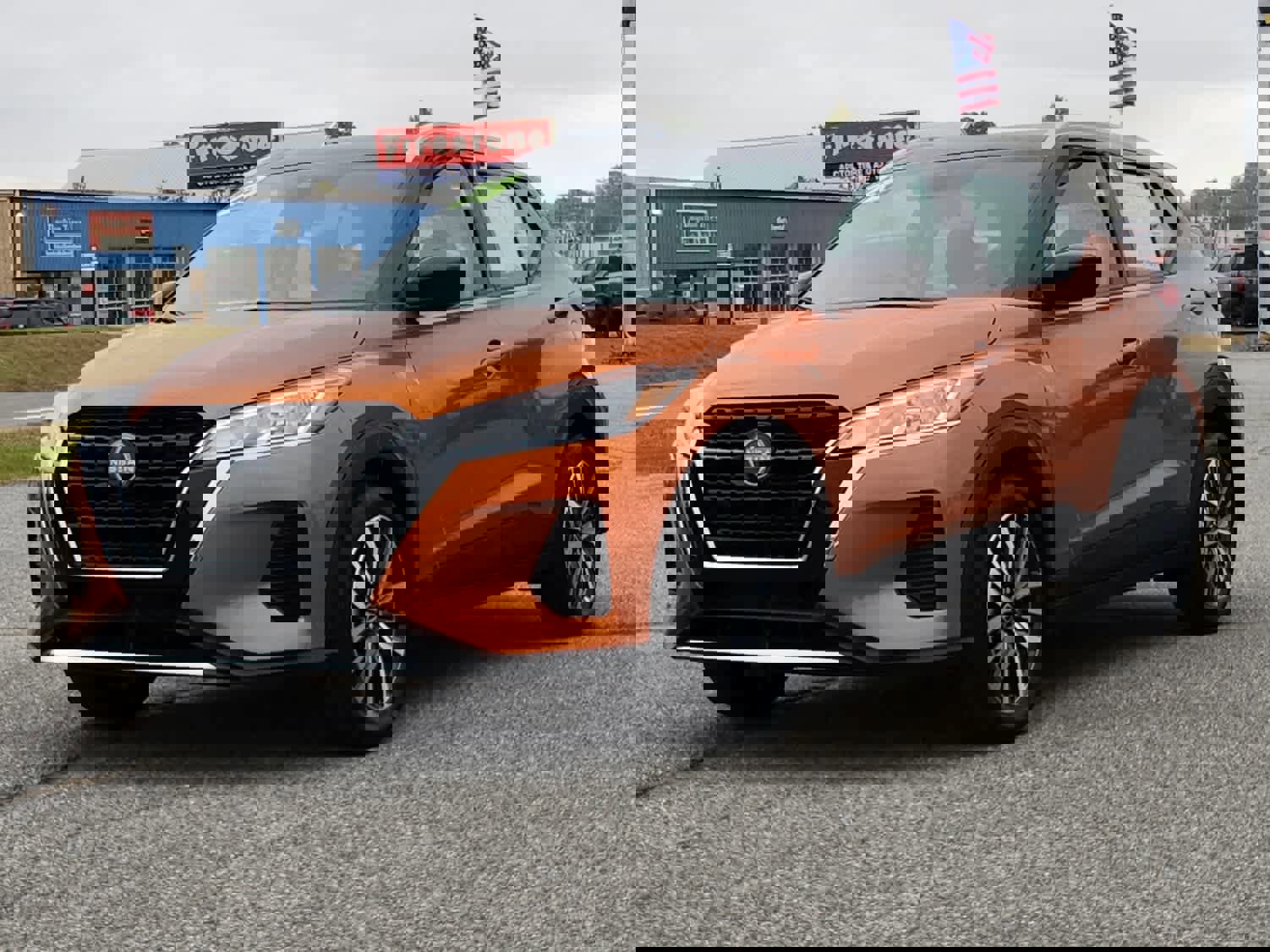 Used 2023 Nissan Kicks SV