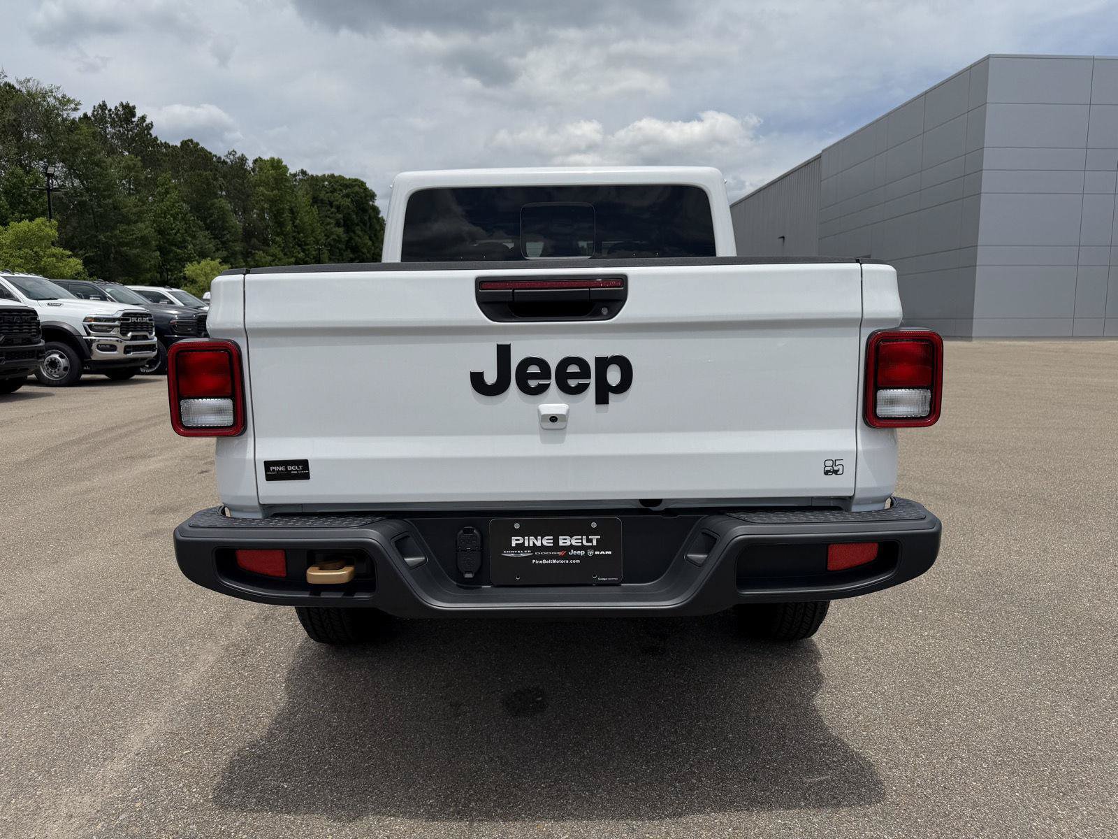 New 2026 Jeep Gladiator Sport AWD/4WD image 5