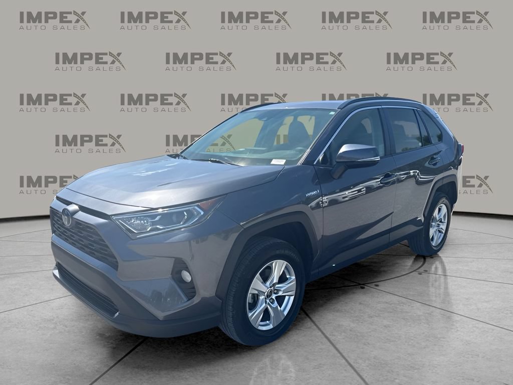 Used 2021 Toyota RAV4 XLE w/ Convenience Package AWD/4WD image 1