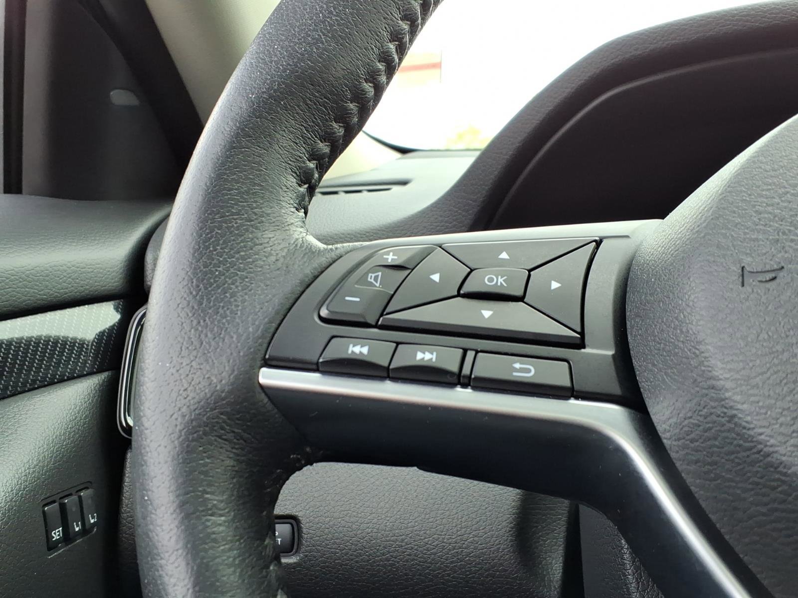Used 2019 Nissan Rogue SL w/ Premium Package AWD/4WD image 28
