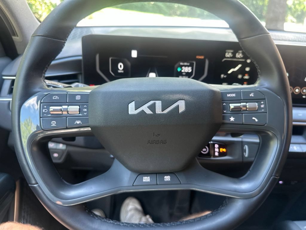 Used 2024 Kia EV9 Wind AWD/4WD image 14