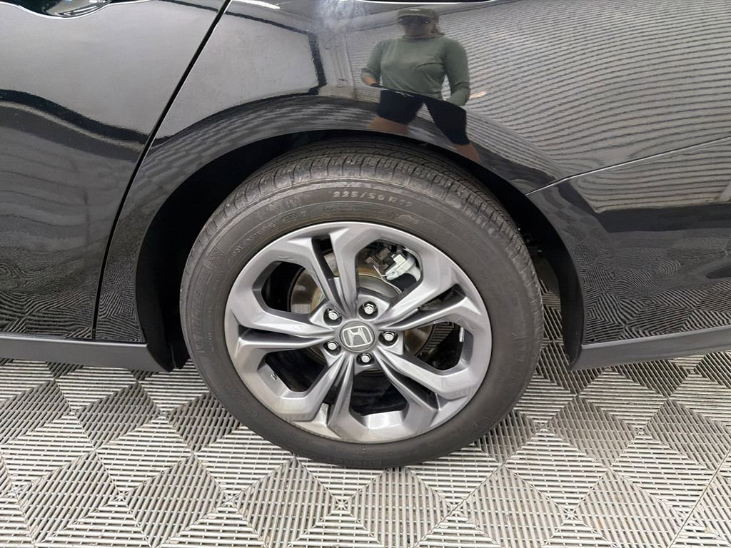 Used 2023 Honda Accord EX image 19